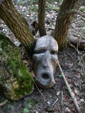 Maske im Wald (wurde gestohlen)